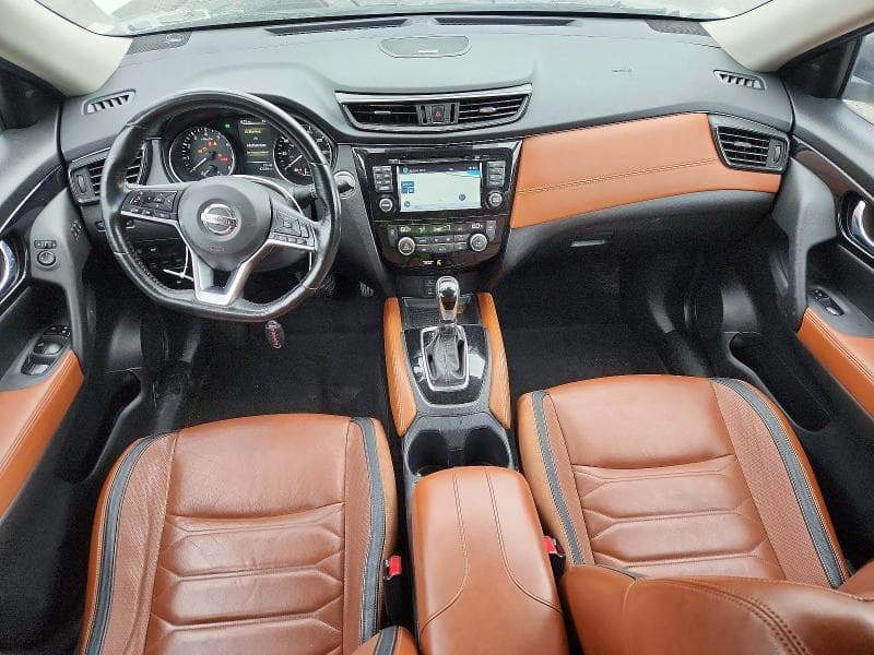 2017 NISSAN ROGUE SL 8