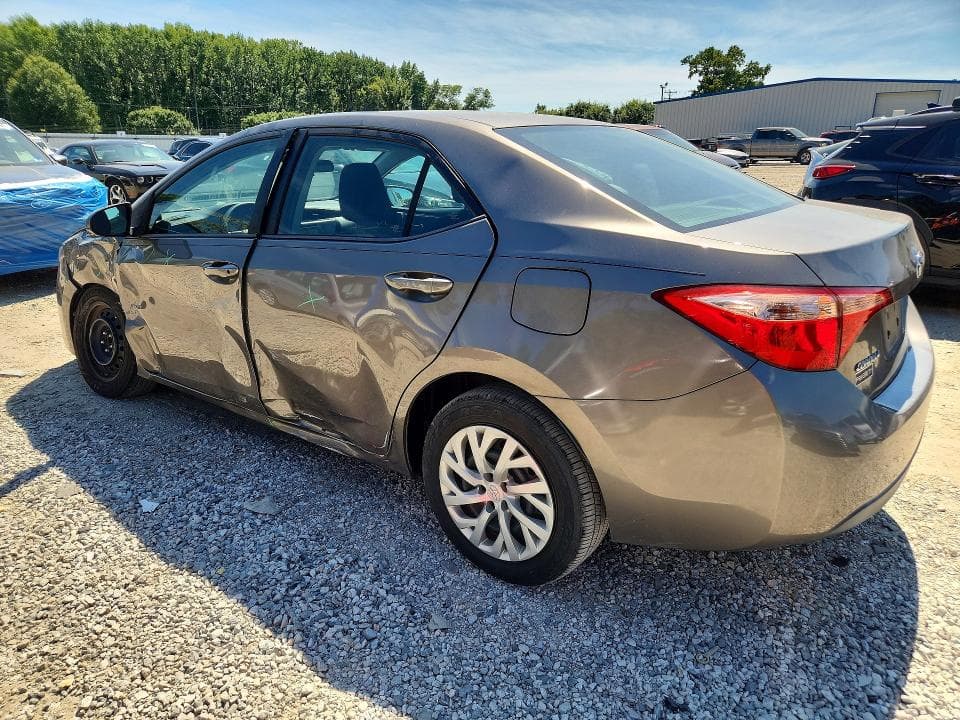 2018 TOYOTA COROLLA LE 2