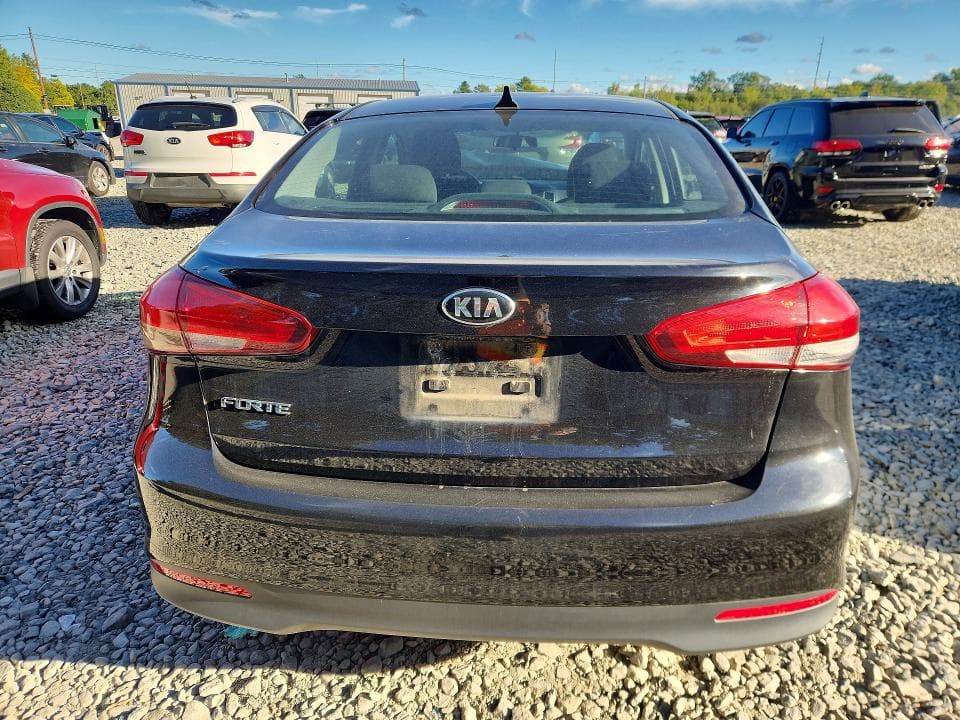 2017 KIA FORTE LX 6