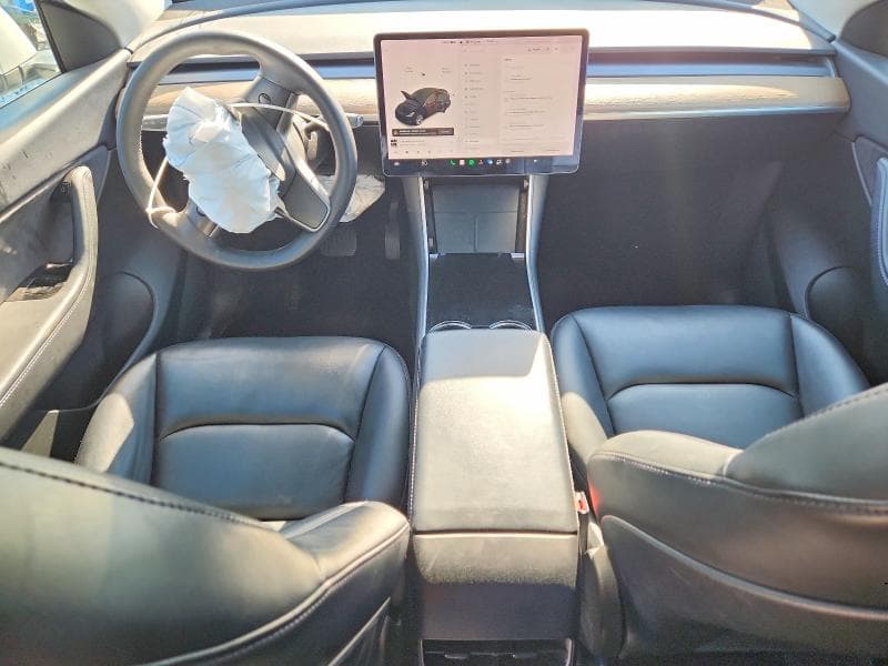 2021 TESLA MODEL Y 8