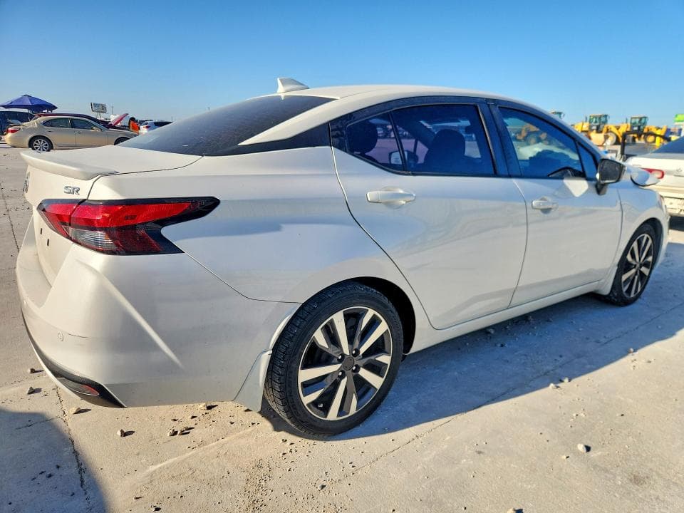 2020 NISSAN VERSA SR 3
