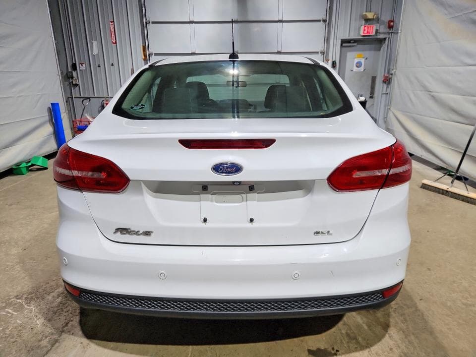 2017 FORD FOCUS SEL 6