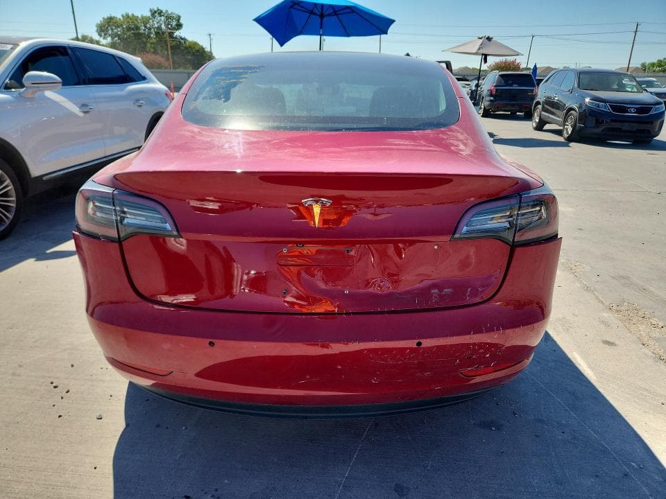 2018 TESLA MODEL 3 6