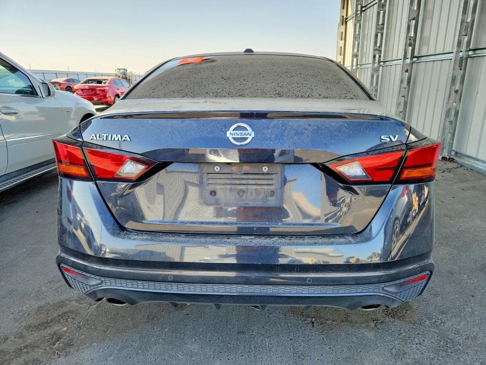 2019 NISSAN ALTIMA SV 6