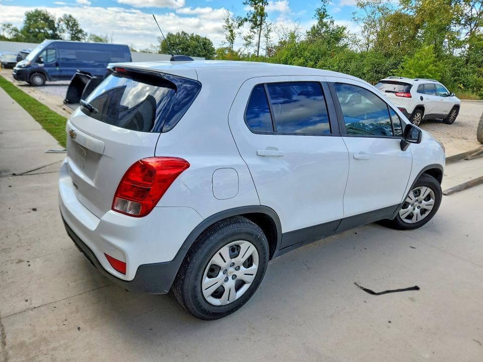 2017 CHEVROLET TRAX LS 3