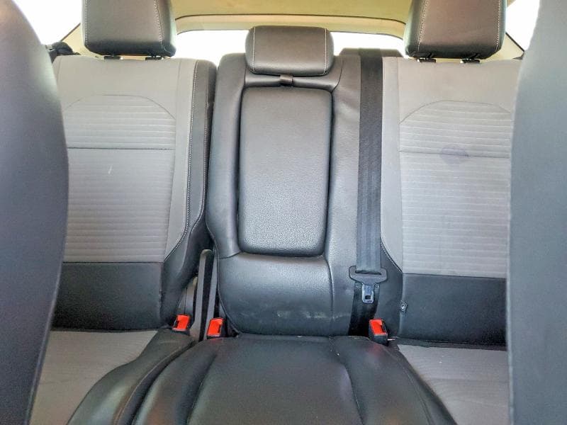 2017 FORD ESCAPE TITANIUM 10