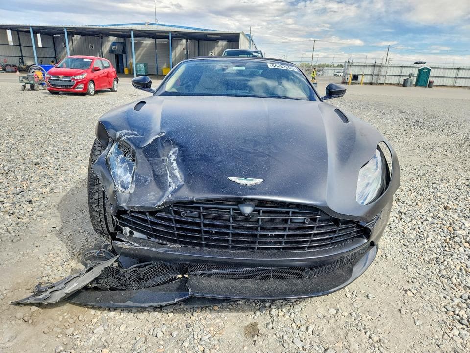 2019 ASTON MARTIN DB11 5