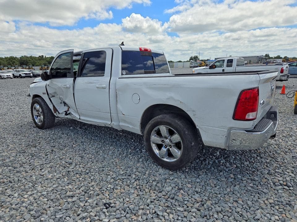 2019 RAM 1500 CLASSIC SLT 2