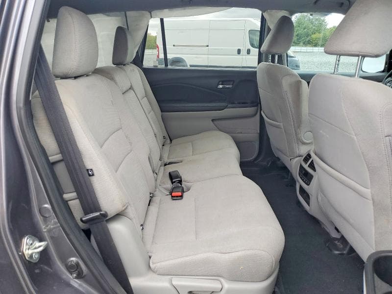 2018 HONDA PILOT EX 11