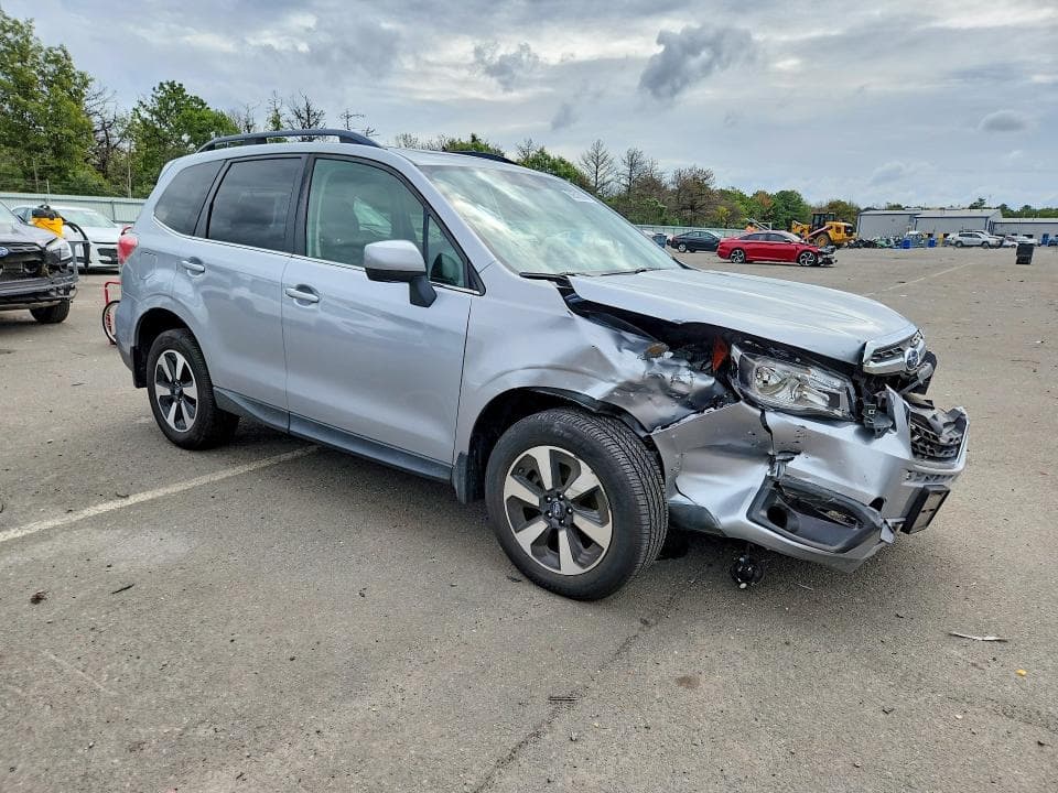 2017 SUBARU FORESTER 2.5I LIMITED 4