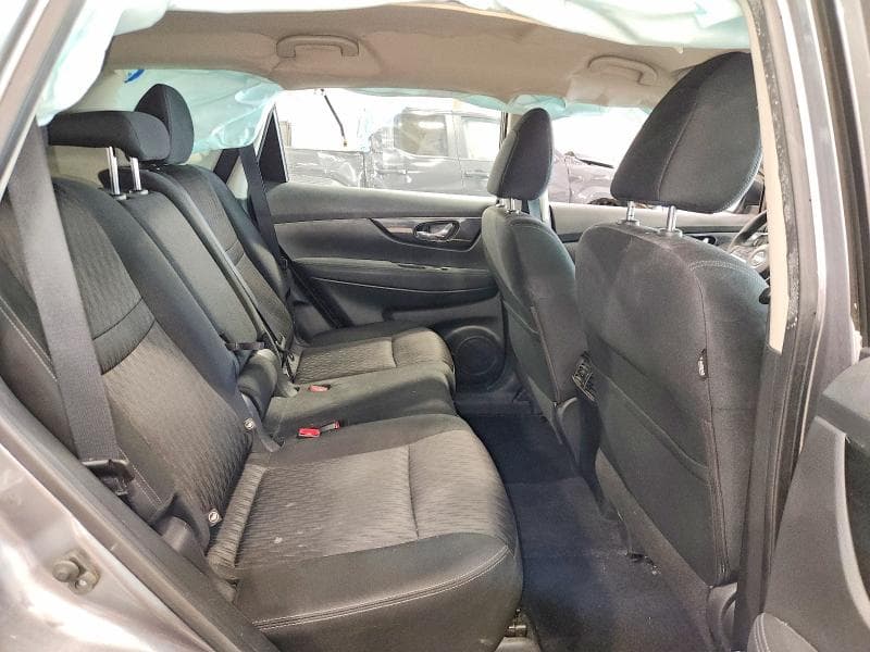 2018 NISSAN ROGUE S 11