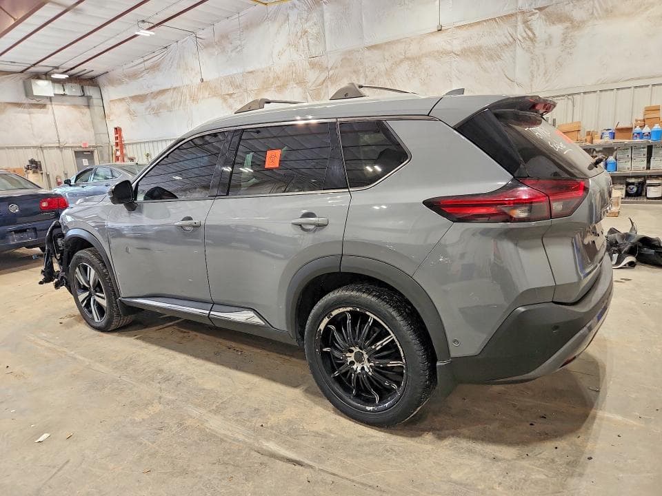 2022 NISSAN ROGUE SL 2