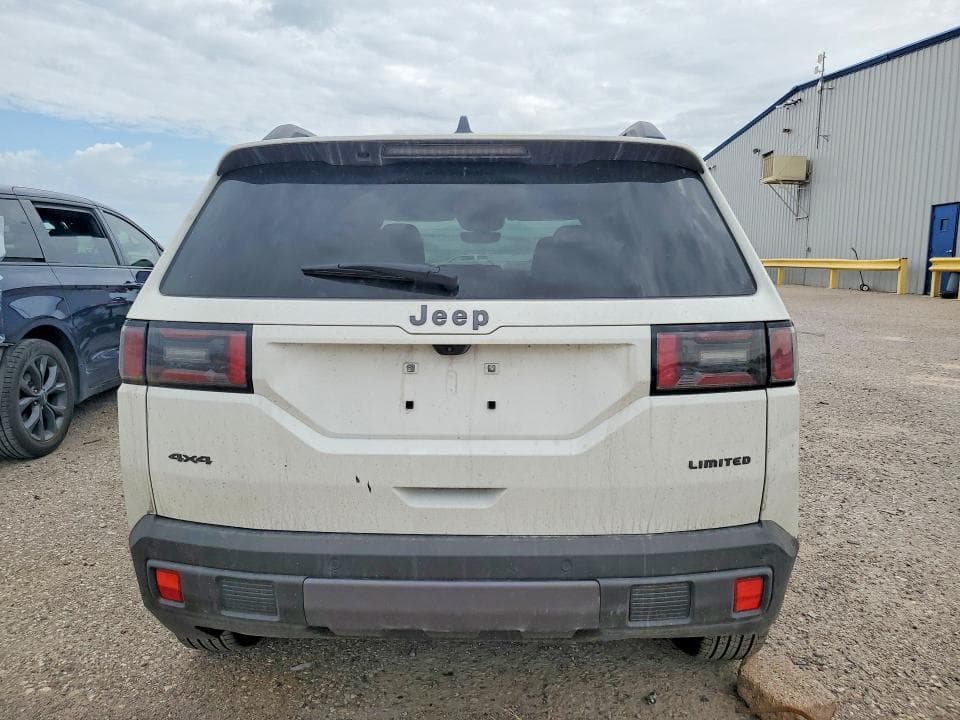 2026 JEEP CHEROKEE LAREDO 6