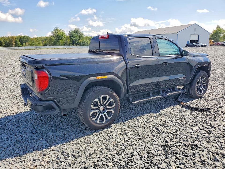 2024 GMC CANYON AT4 3