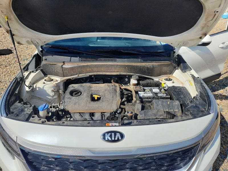 2024 KIA SELTOS EX 12