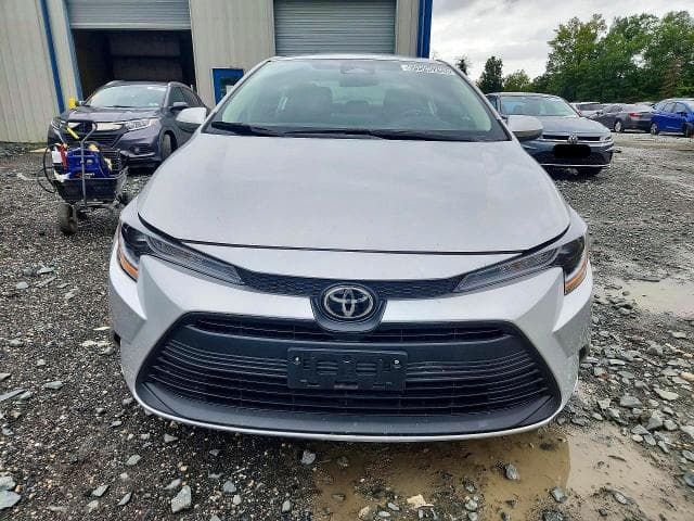 2025 TOYOTA COROLLA LE 5