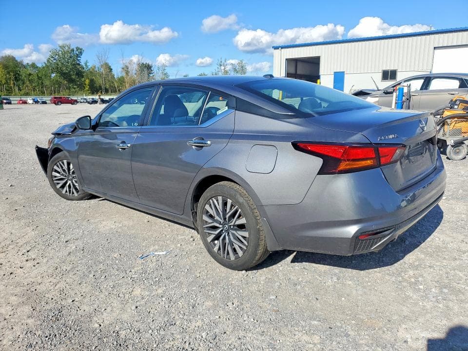 2024 NISSAN ALTIMA SV 2