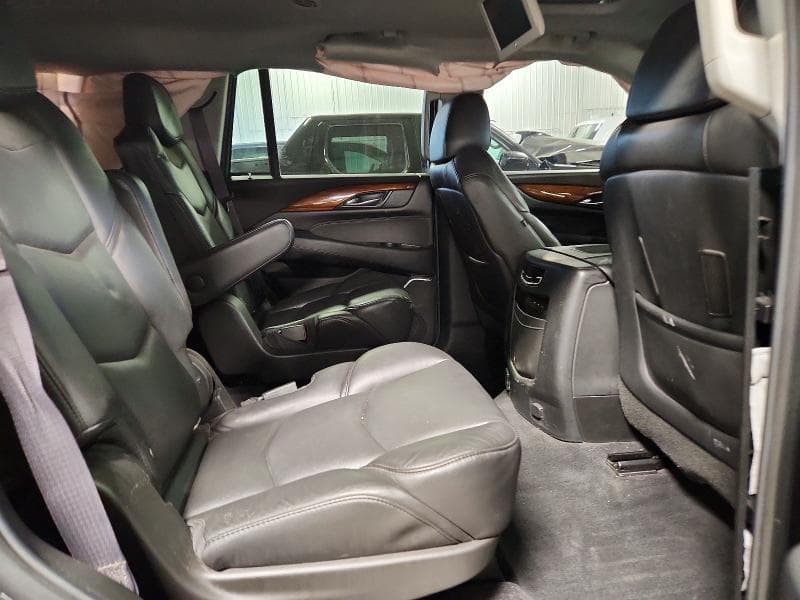 2017 CADILLAC ESCALADE LUXURY 11