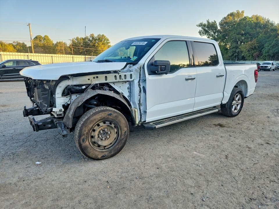 2024 FORD F150 XLT