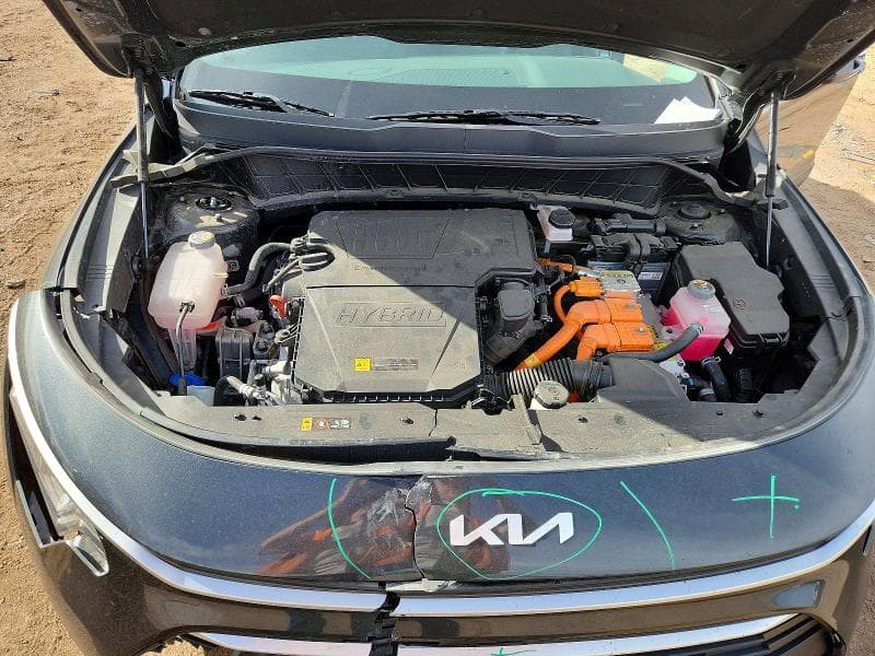 2024 KIA NIRO LX 11