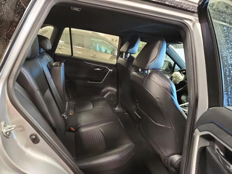 2021 TOYOTA RAV4 XSE 11