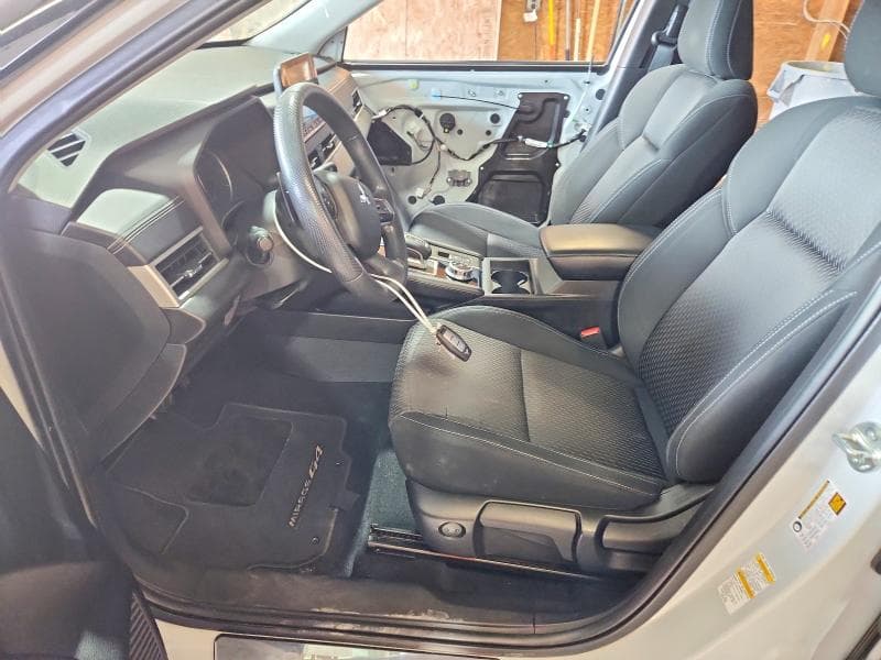 2022 MITSUBISHI OUTLANDER ES 7