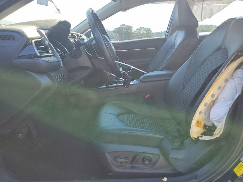 2020 TOYOTA CAMRY SE 7