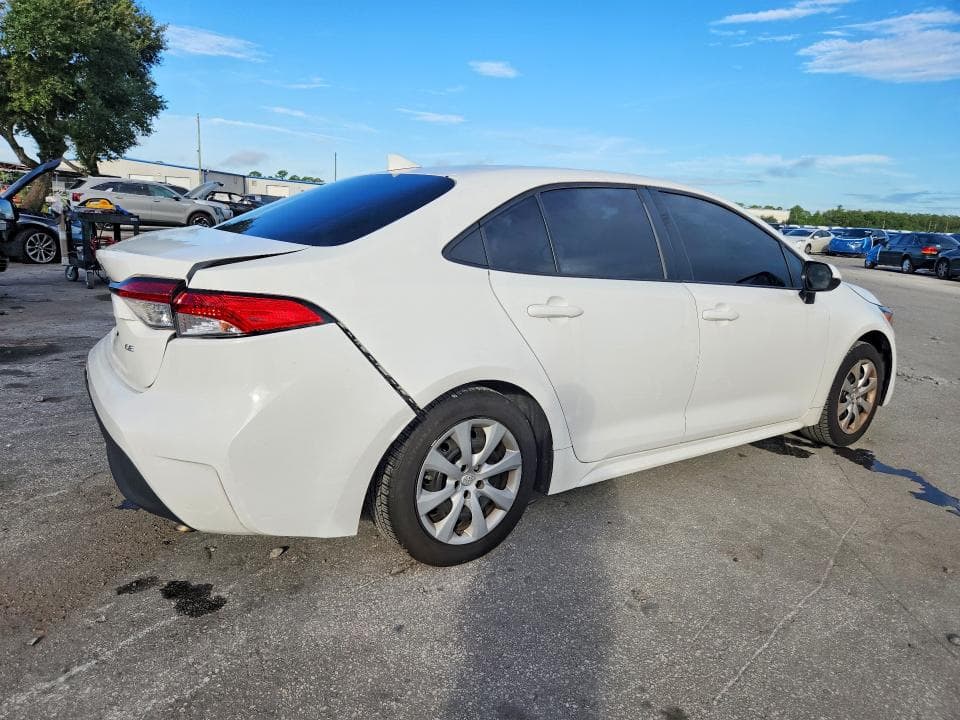 2024 TOYOTA COROLLA LE 3