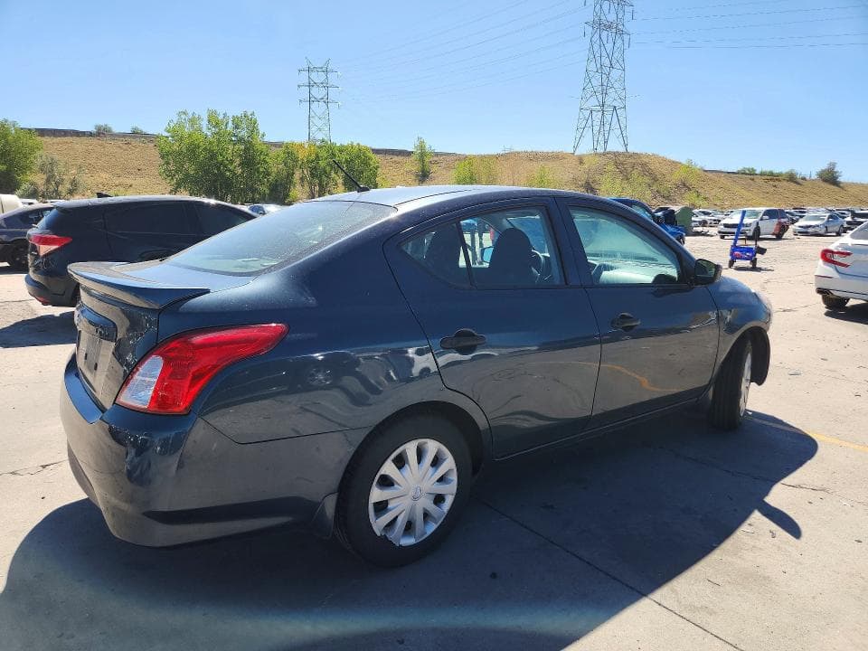 2017 NISSAN VERSA 3