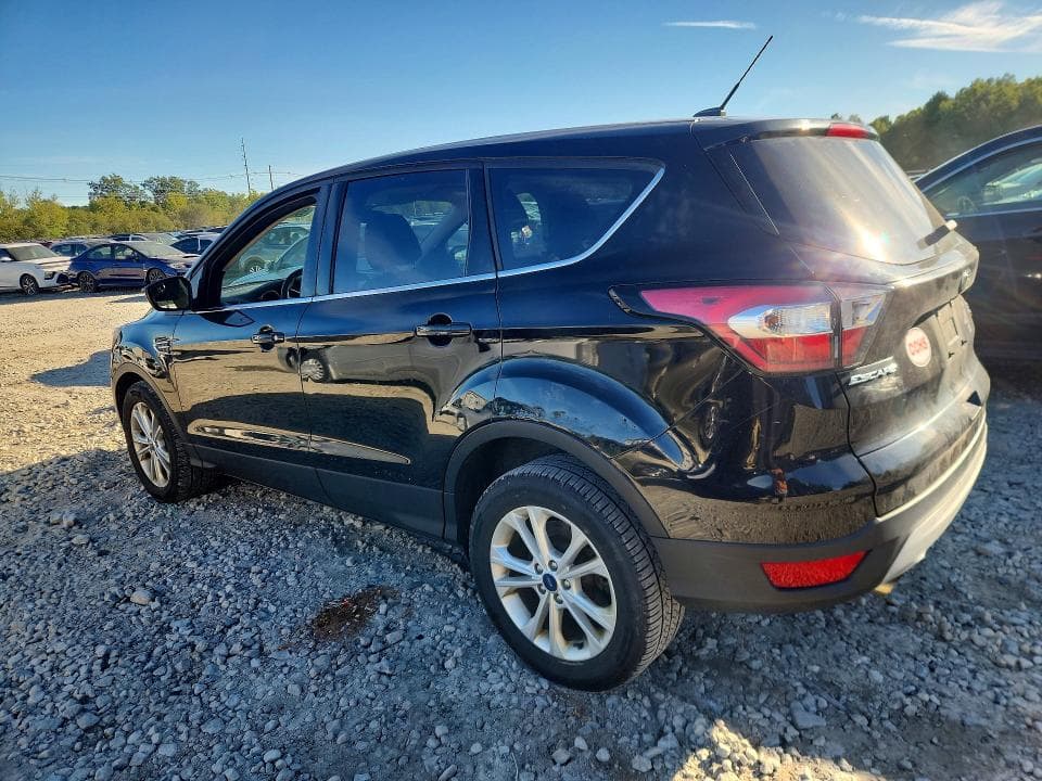 2017 FORD ESCAPE SE 2