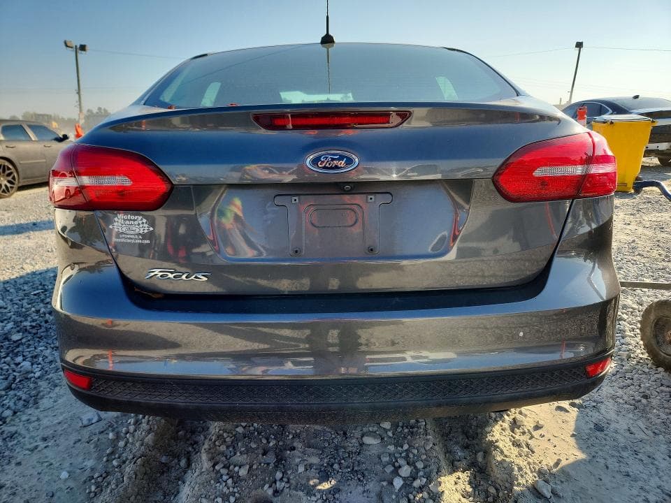2018 FORD FOCUS S 6