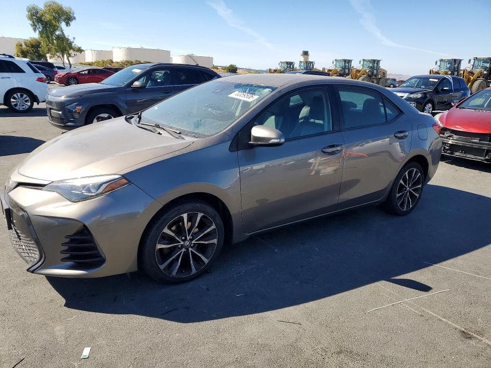 2018 TOYOTA COROLLA SE