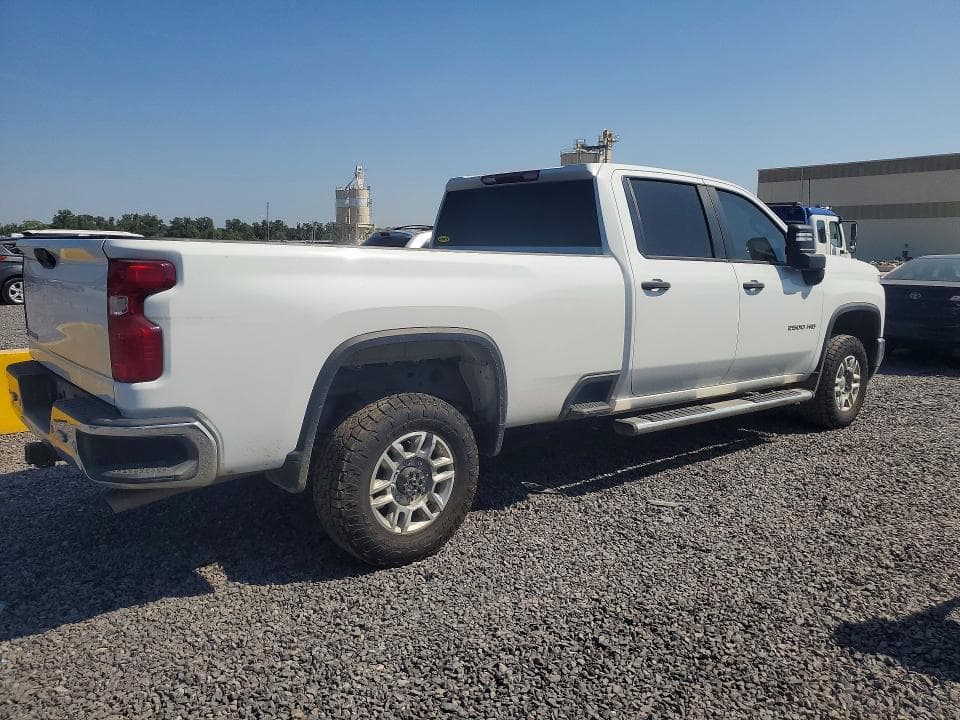 2024 CHEVROLET SILVERADO K2500 HEAVY DUTY 3