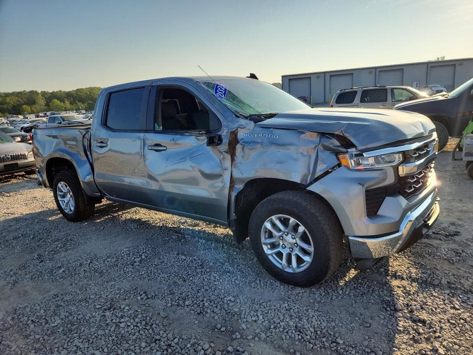 2026 CHEVROLET SILVERADO K1500 LT 4