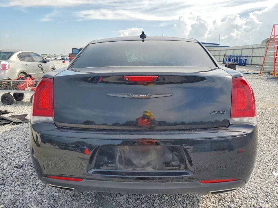 2021 CHRYSLER 300 TOURING 6