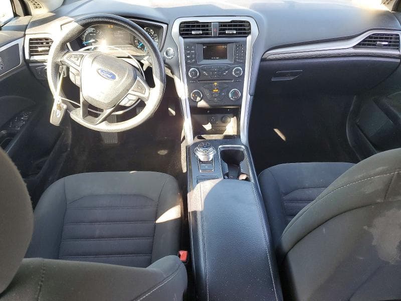 2017 FORD FUSION SE 8