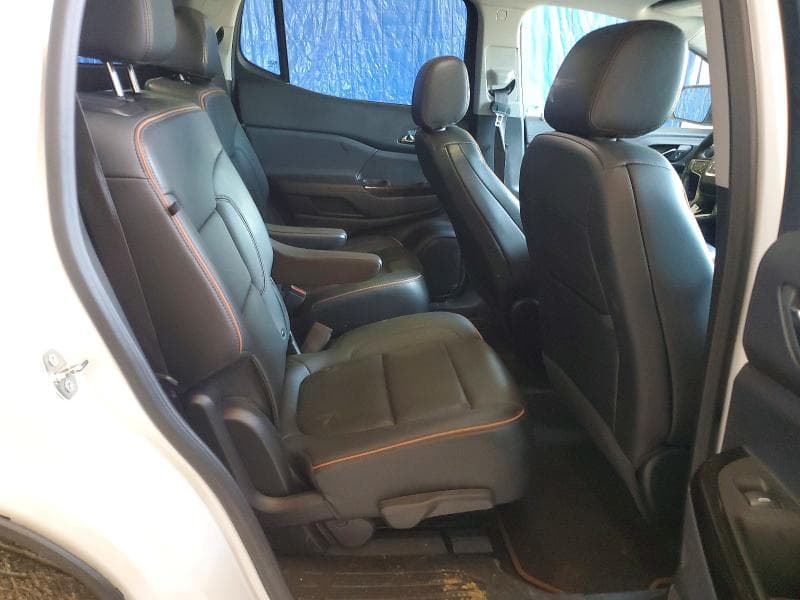 2023 GMC ACADIA AT4 11