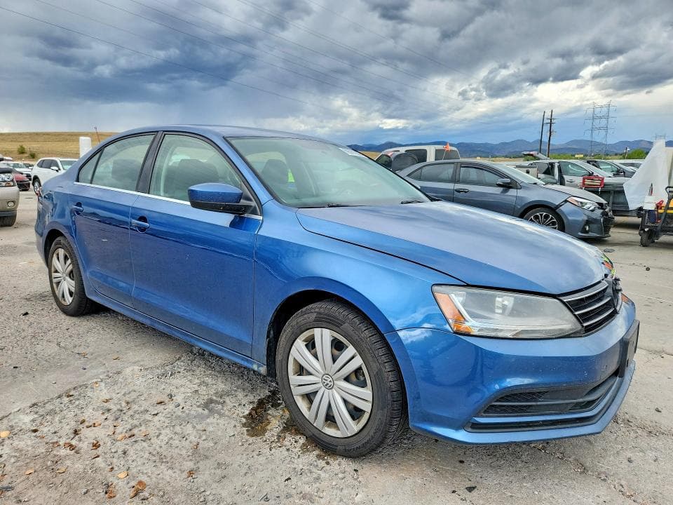 2017 VOLKSWAGEN JETTA S 4