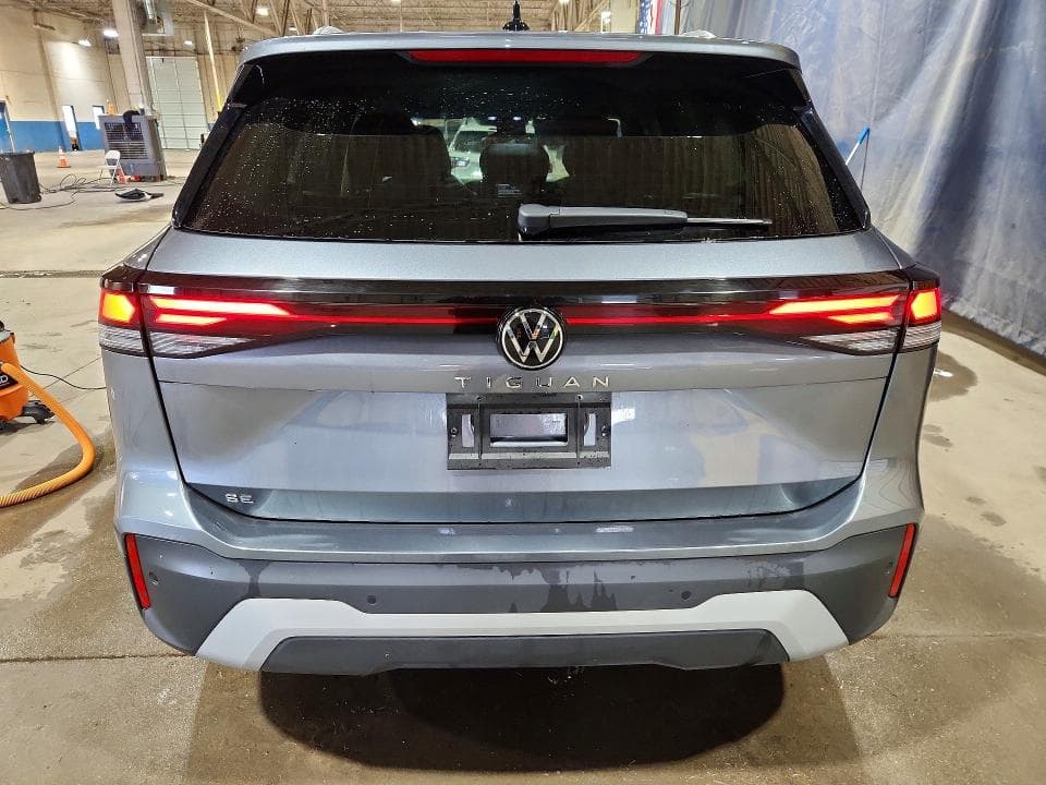 2026 VOLKSWAGEN TIGUAN SE 6
