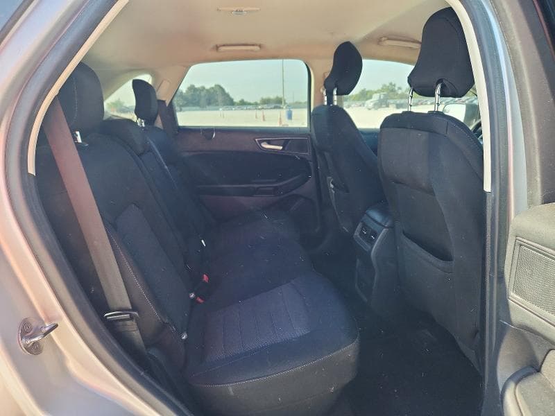 2018 FORD EDGE SE 10
