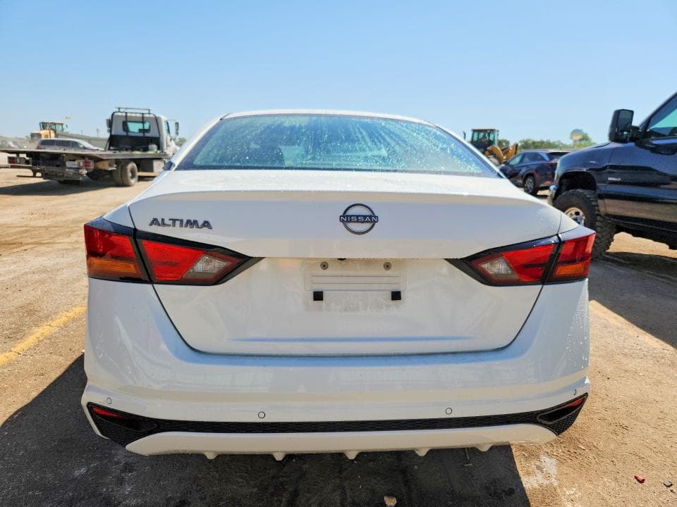 2023 NISSAN ALTIMA S 6
