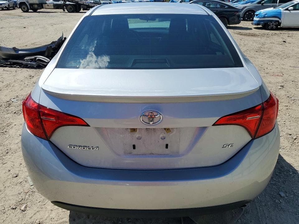 2018 TOYOTA COROLLA SE 6