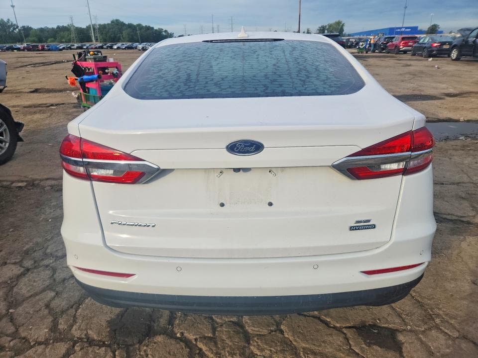 2020 FORD FUSION SE 6