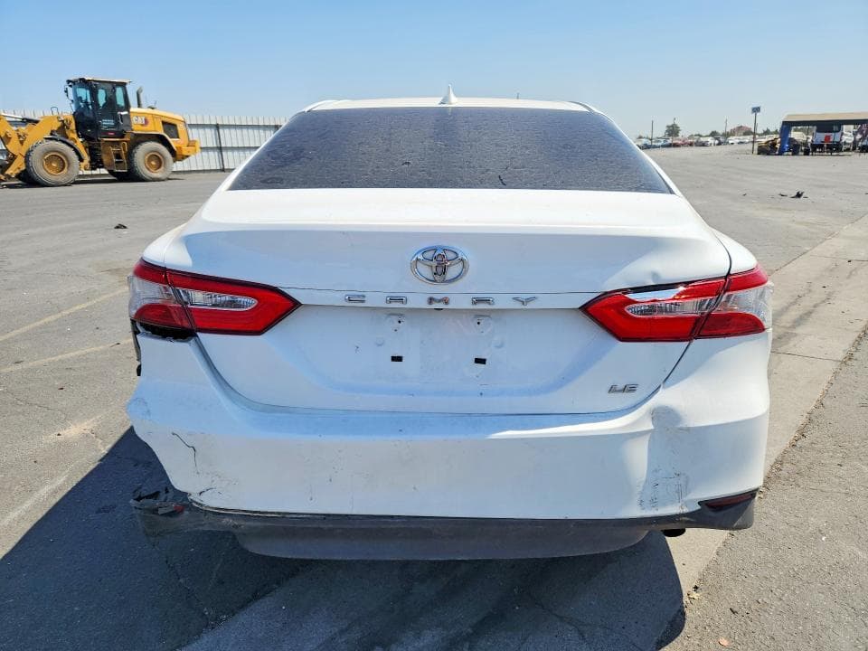 2019 TOYOTA CAMRY LE 6