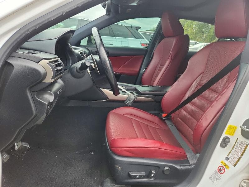 2018 LEXUS IS 300 7