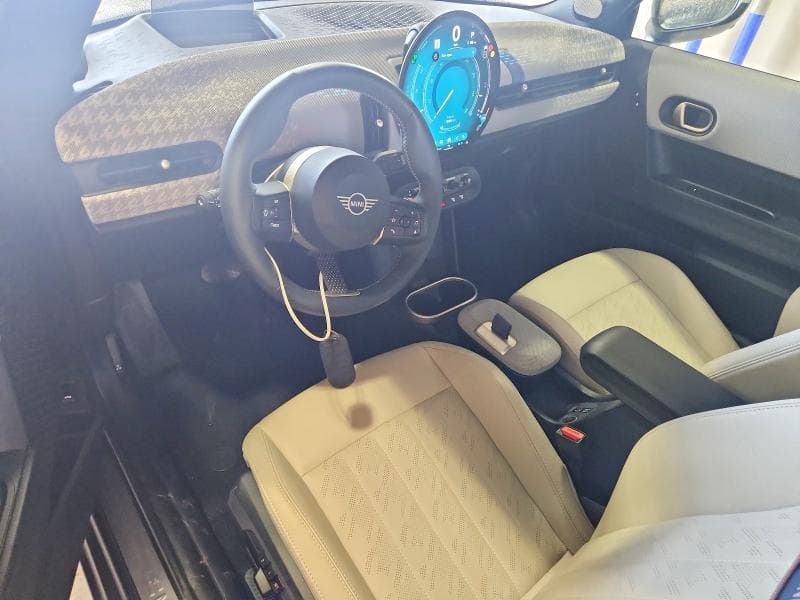 2025 MINI COOPER S 8