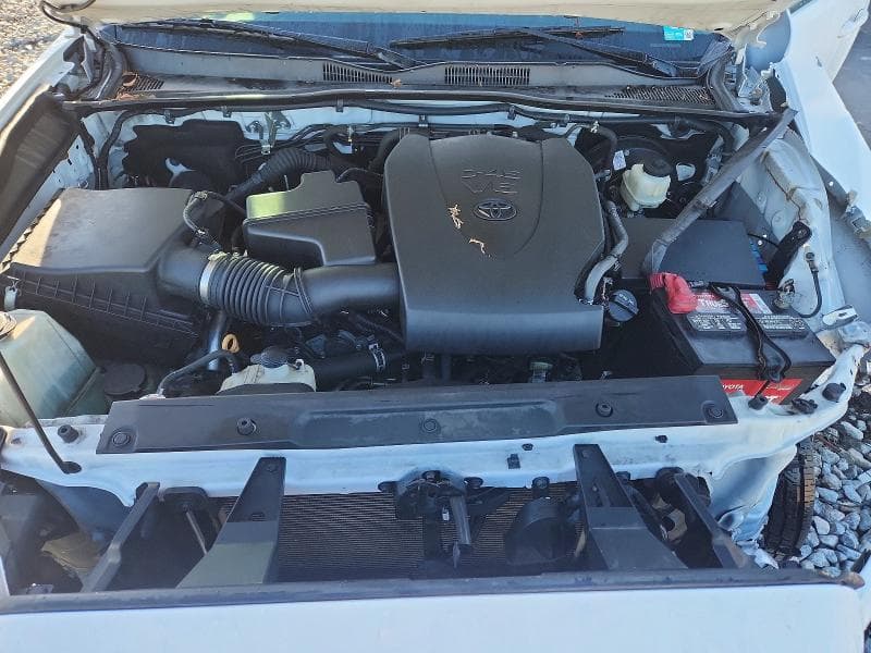2021 TOYOTA TACOMA SR5 V6 11