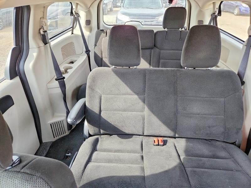 2017 DODGE GRAND CARAVAN SE 10
