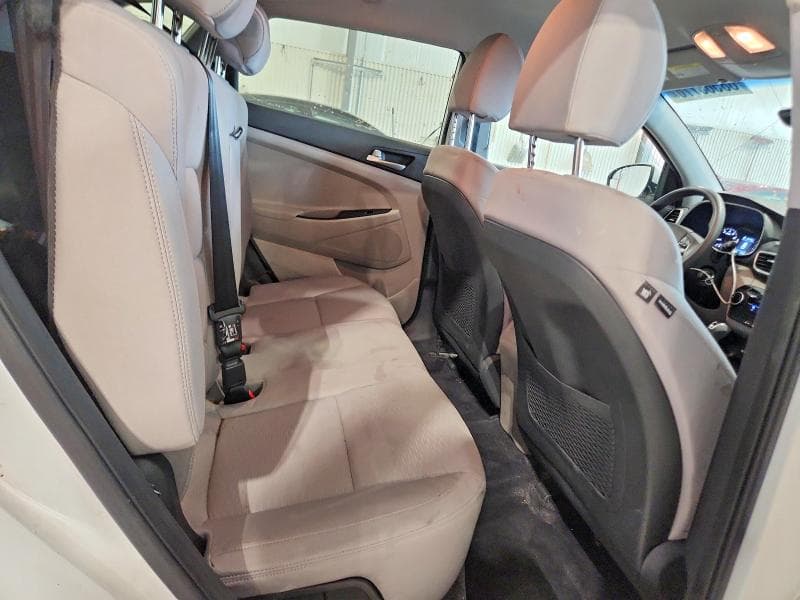 2020 HYUNDAI TUCSON SE 11