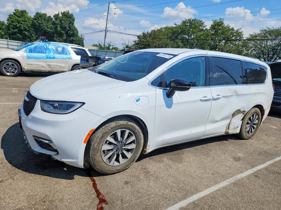2024 CHRYSLER PACIFICA HYBRID SELECT - 1